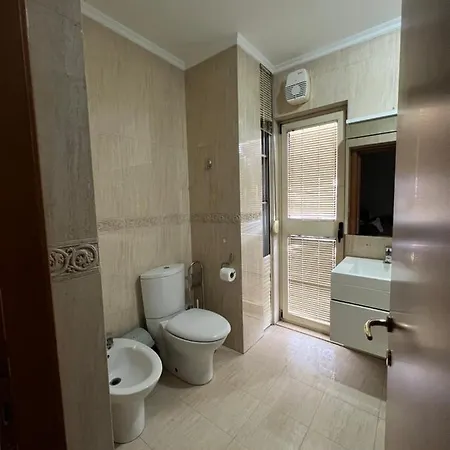 Airbnb * Τίρανα